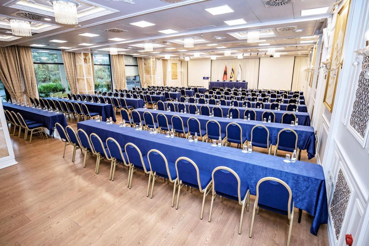 Tirana International Hotel&Conference Center Esterno foto