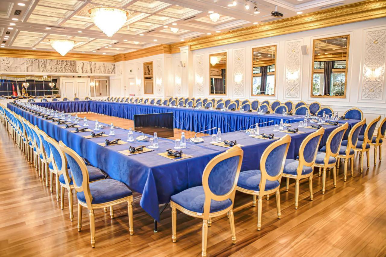 Tirana International Hotel&Conference Center Esterno foto