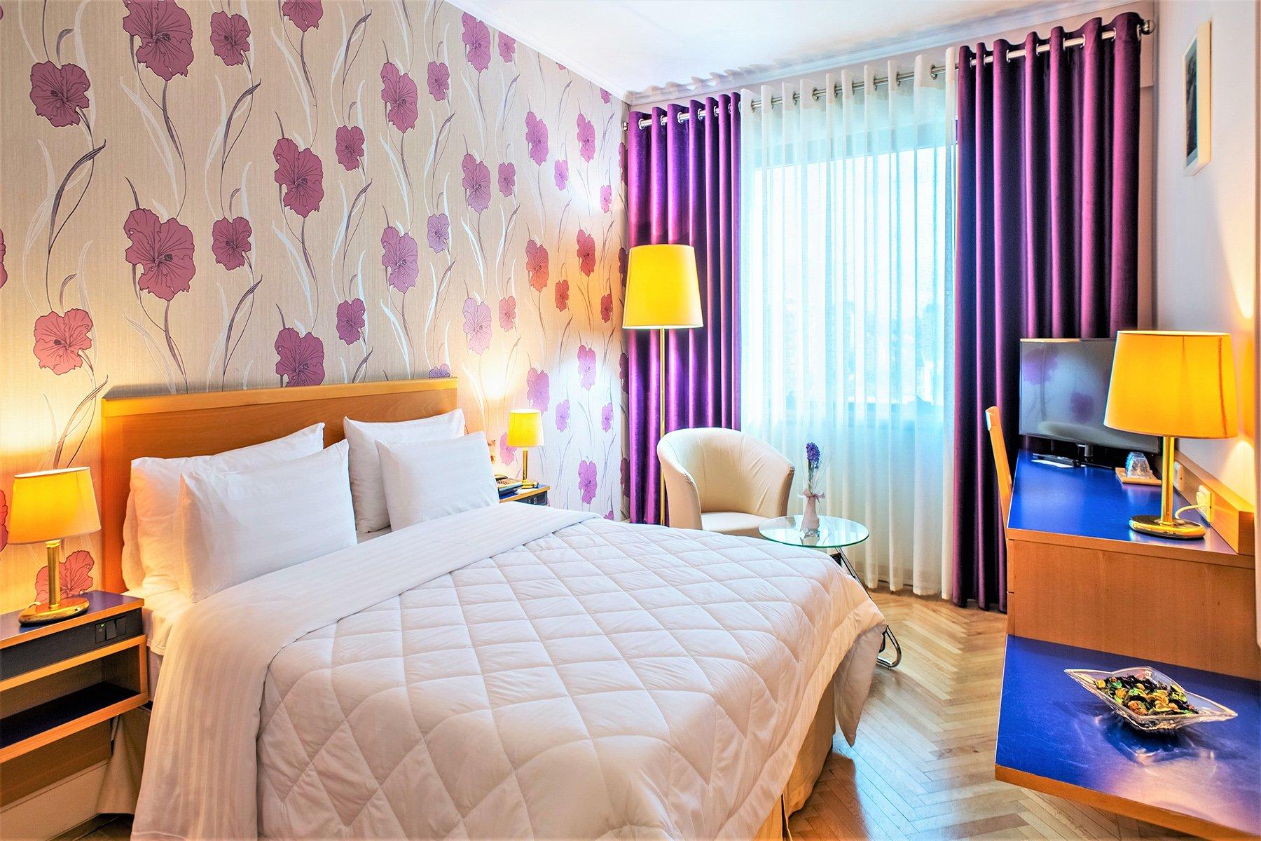 Tirana International Hotel&Conference Center Esterno foto