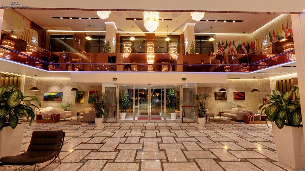 Tirana International Hotel&Conference Center Esterno foto