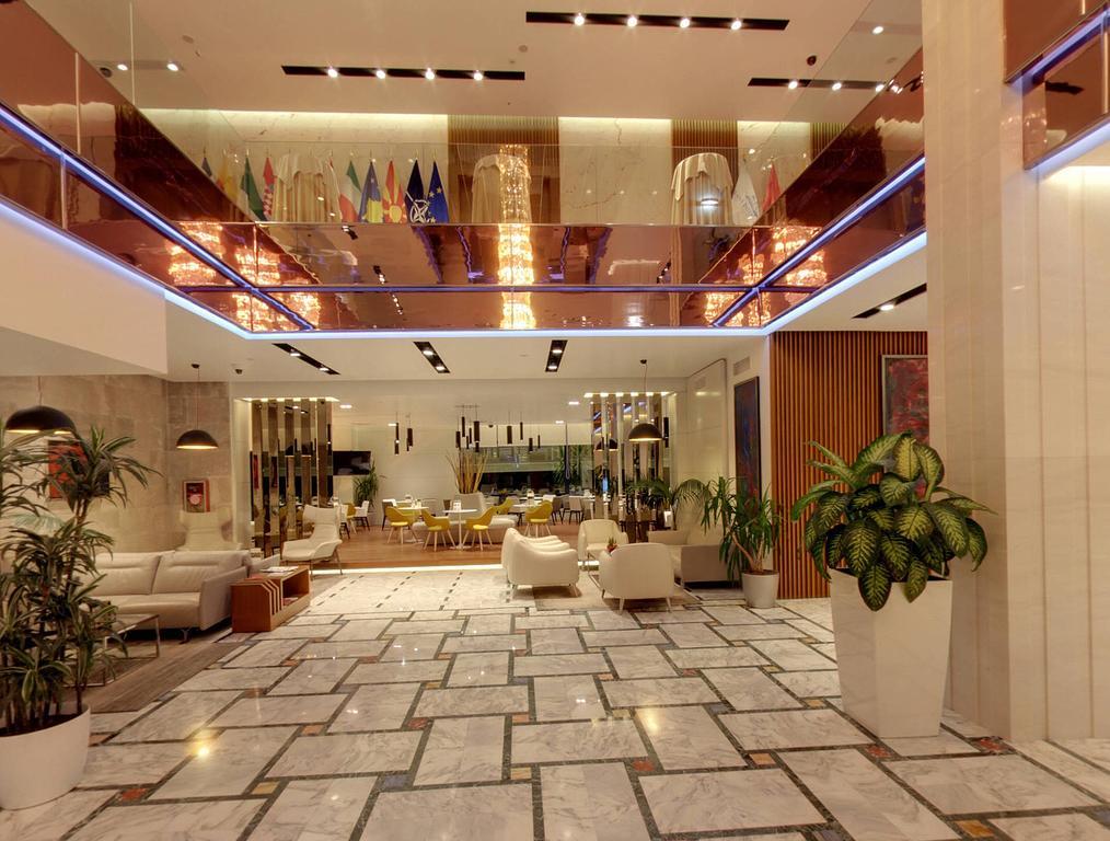 Tirana International Hotel&Conference Center Esterno foto