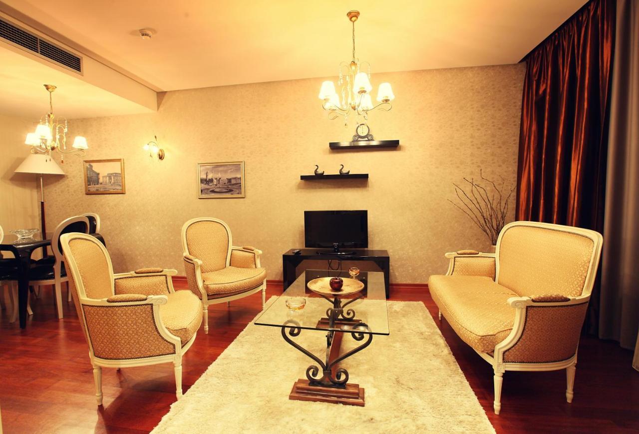 Tirana International Hotel&Conference Center Esterno foto